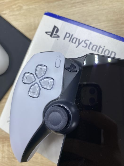 Play Station Potral CFI-Y1000 (ТМ79)