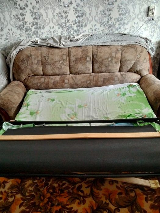 Диван в рабочем состоянии