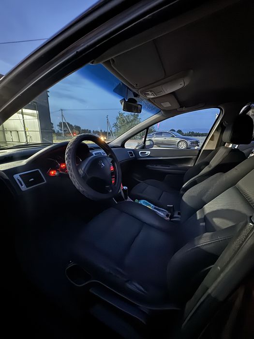 Продам машину Peugeot 307