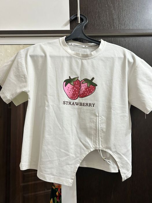 Одежда женская  .