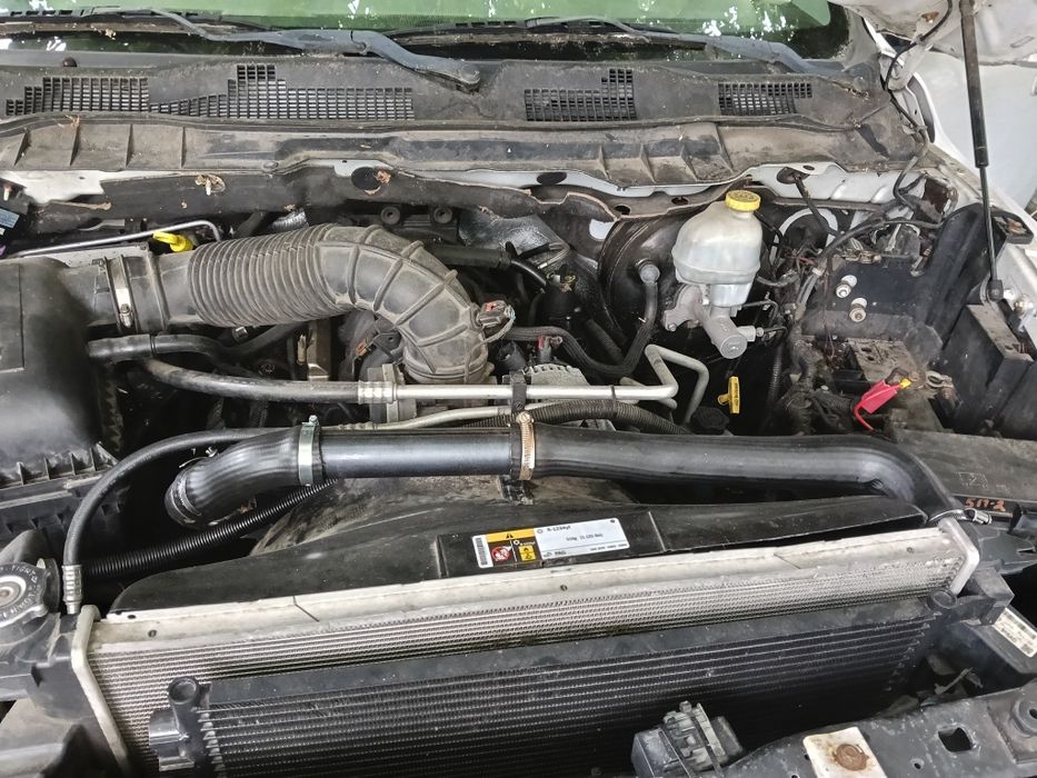Dezmembrez Dodge RAM 5,7  Hemi,benzina și gaz