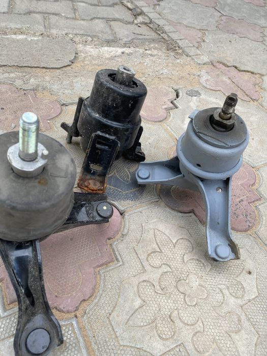 Подушки двигателя камри 30