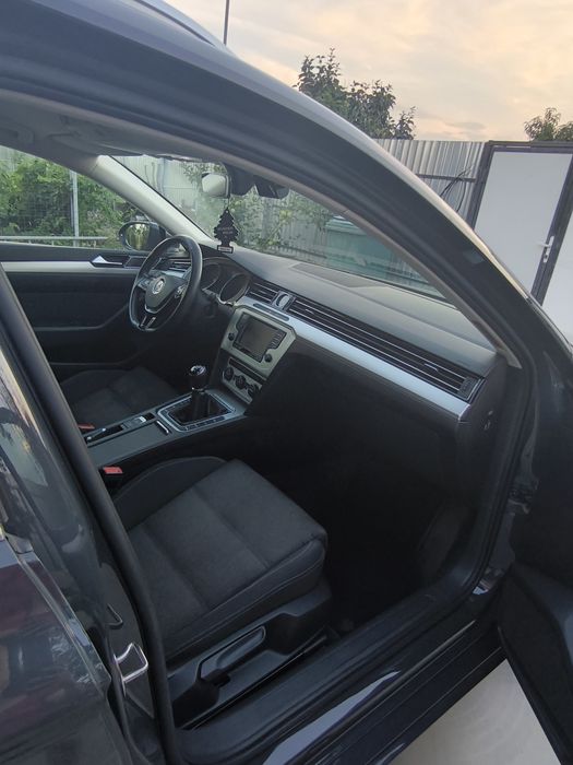 Vand Volkswagen Passat B8, 2.0, 150 cp. Anul 2015