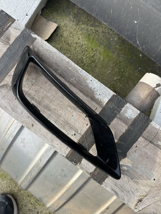 Ауди Audi Q8 S-line дясна решетка на ауспуха Ое