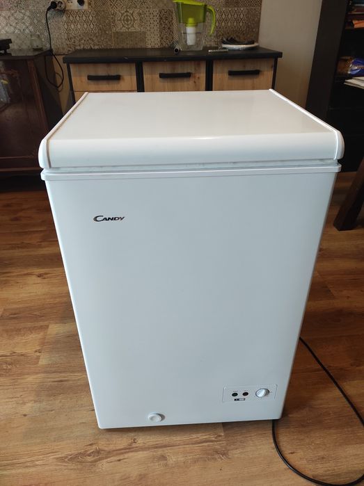 Lada frigorifica marca Candy aproape noua