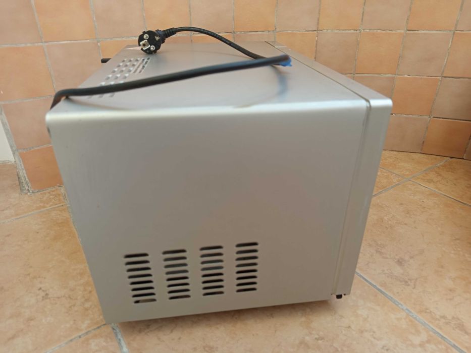 Микроволновка Sanyo