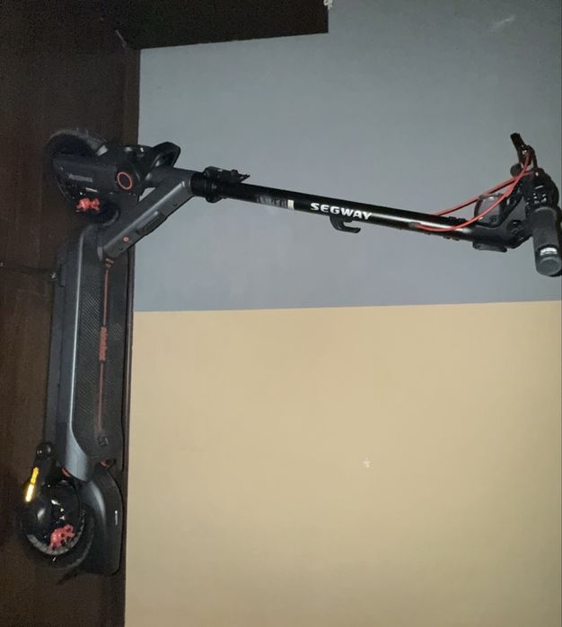 Trotinetă electrică Ninebot Max G3