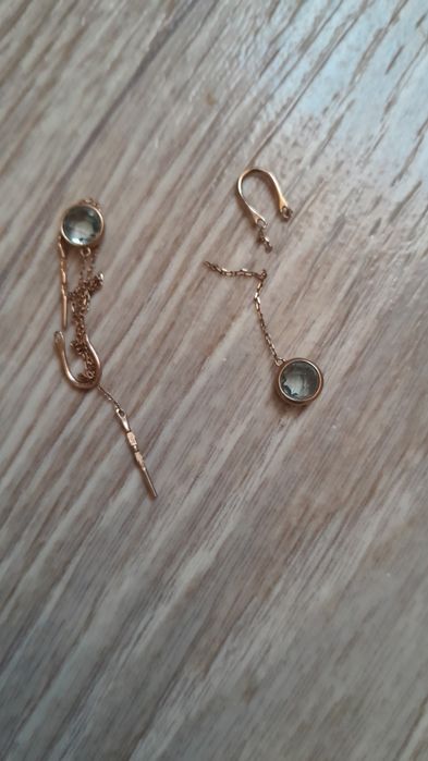 Золотые серёжки ломаные