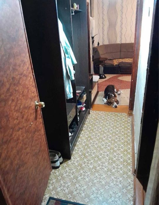 Чиланзар 4.  2/3/4.  Кирпич. Балкон 2х6.  Ор метро