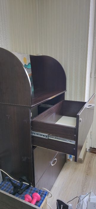 Продам комод для спальни