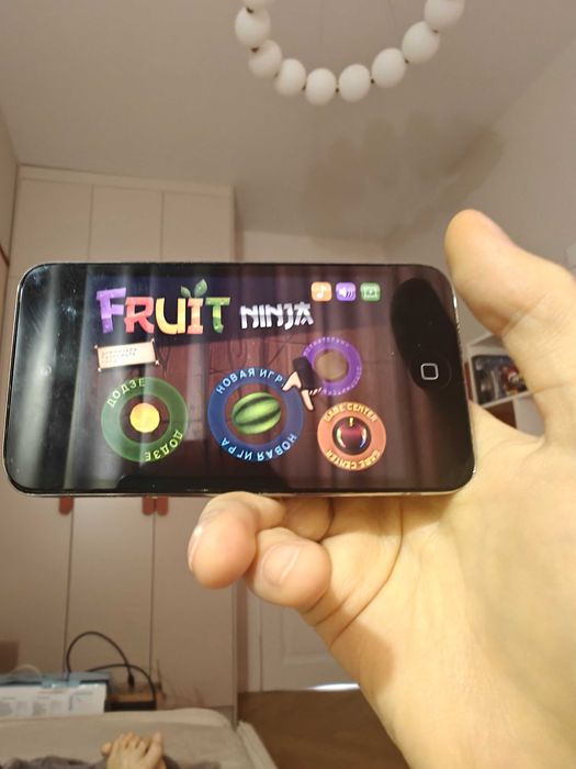 Айфон 4 - айпод тач 4