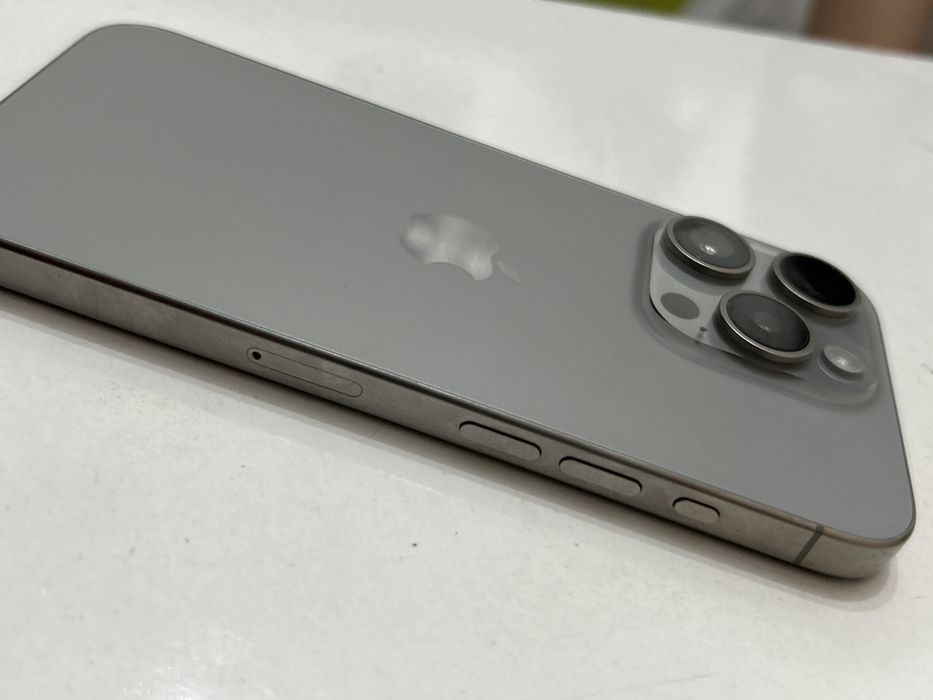 iPhone 15 pro 128 гб