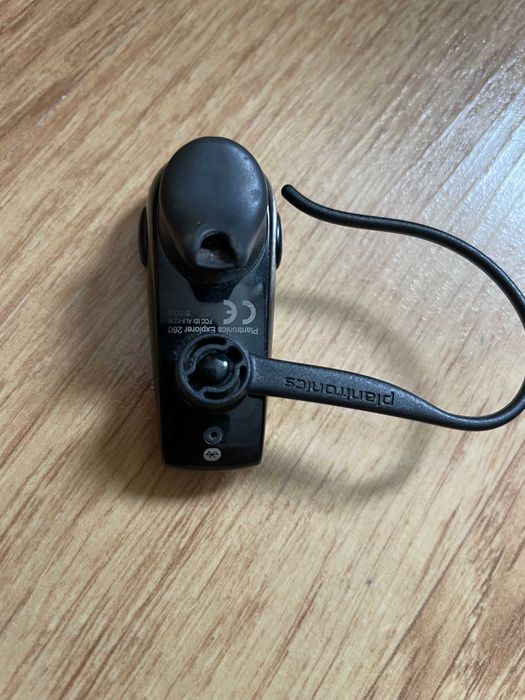 Casca Plantronics Explorer 260