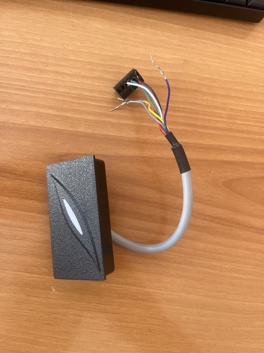 Считыватель zkteco kr110e новый