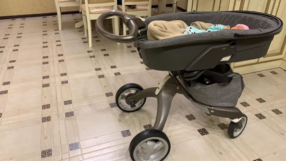 Коляска stokke оригинал два сменных корпуса