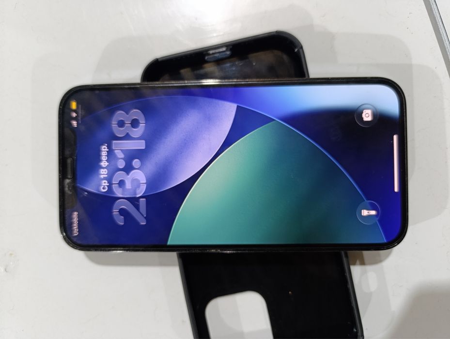 Iphone 12pro xolati ideal karopka bor