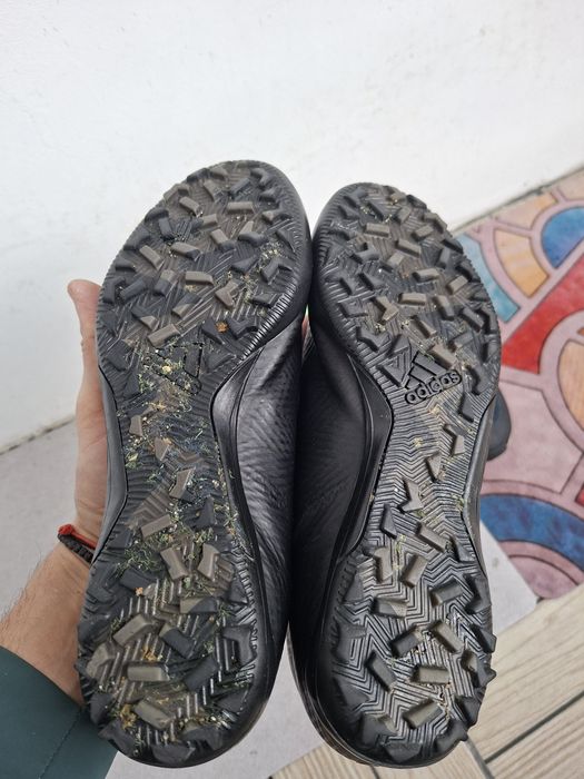 Бутонки Adidas Nemezis и маратонки Nike