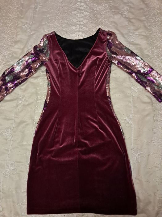 Продам платье, очень красивое!