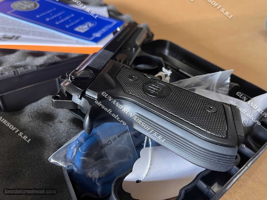 Pistol **MODIFICAT 5.5J CU TOC** METAL Cu Munitie CO2 - Airsoft Pusca