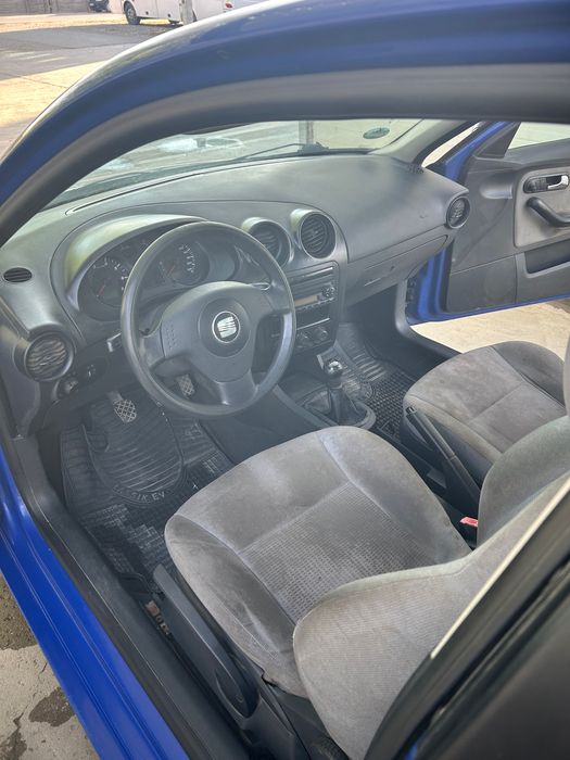 Vând Seat Ibiza 6 L