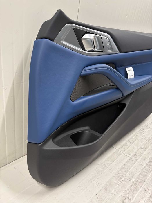 Оригинална Дясна Кора За Врата Индивидуал FjordBlue Black За БМВ Г22 Г23 Г82 Г83