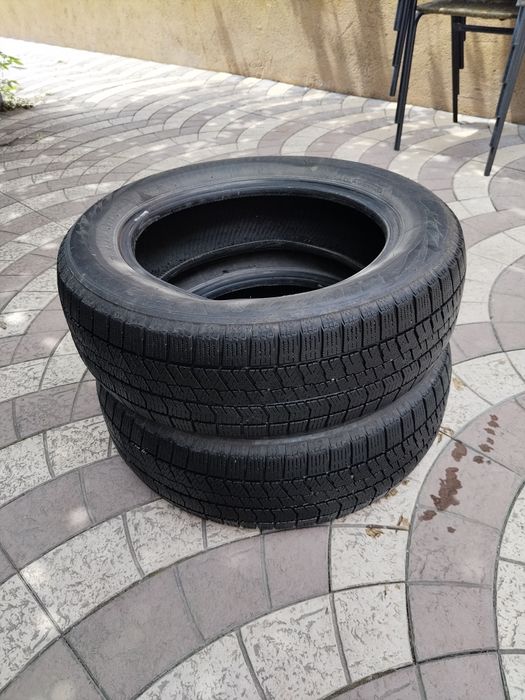 Продам резину Bridgestone ( пара )