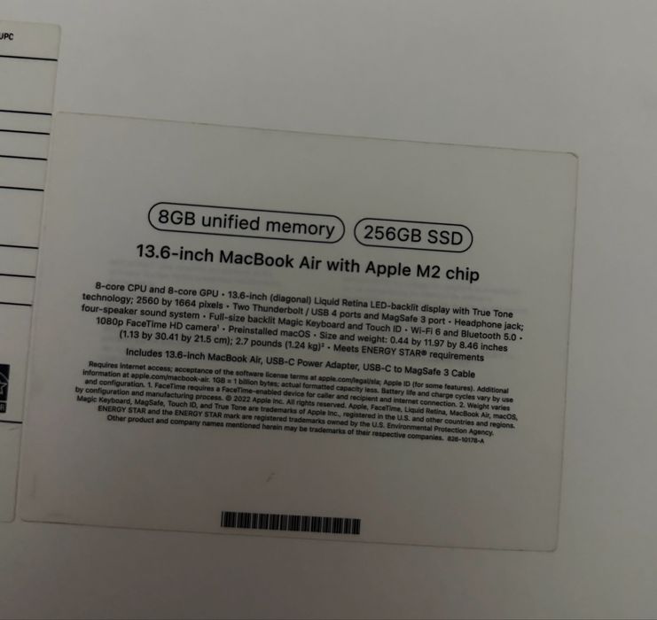 Продаю MacBook Air 13.6