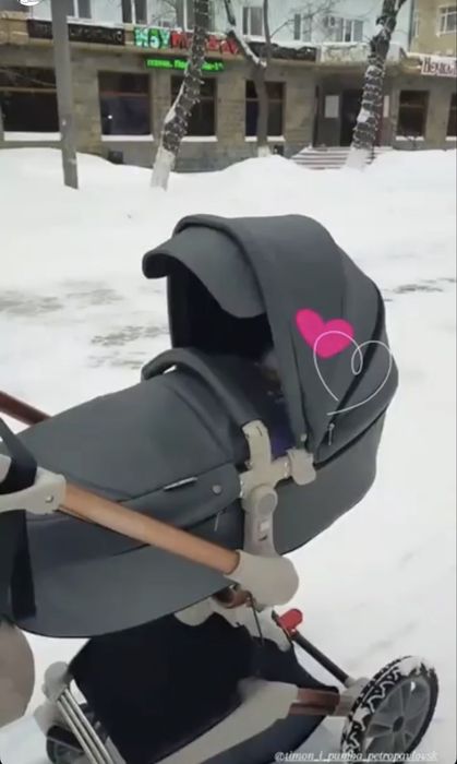 Коляска hot mom