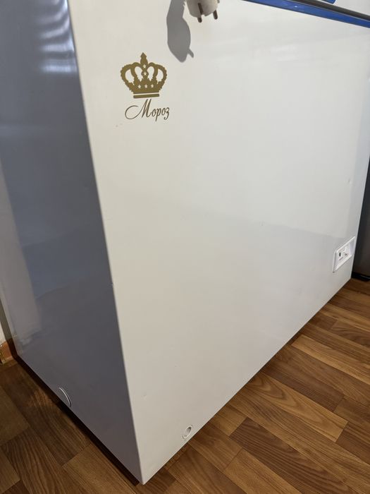 Продам рабочий морозильник