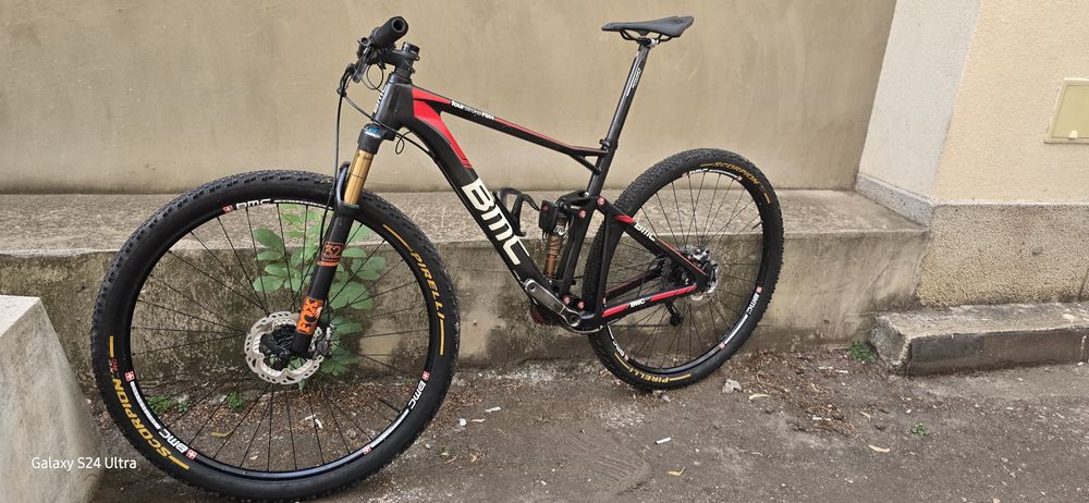 BMC fourStroke 01 карбонов 29 , М размер , 10,300 кг