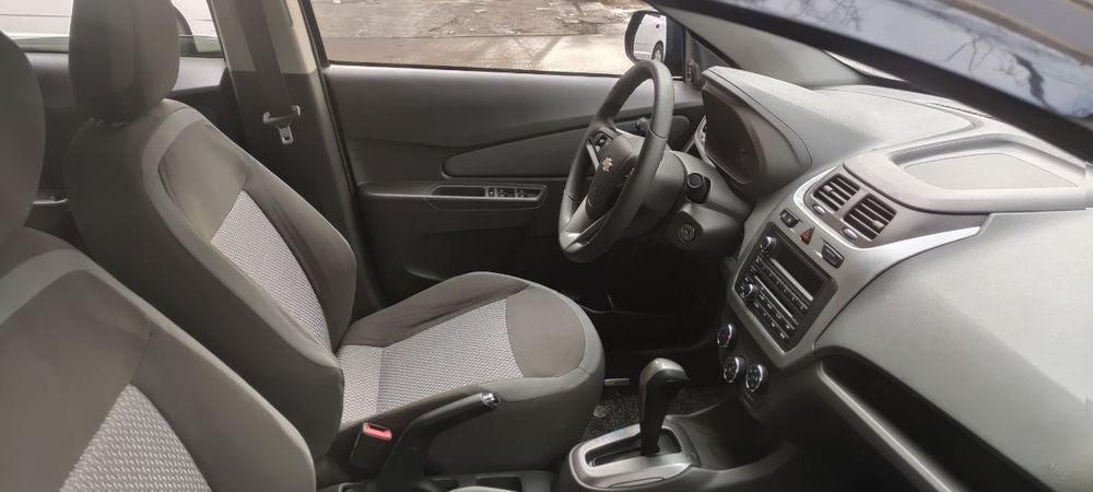 Продам авто кобальт 23 год пробег 34.000