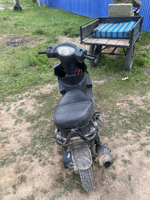 Продам скутер м8