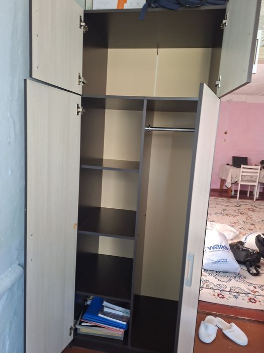 Продам шкаф для одежды