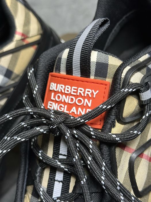 Обувки Burberry Arthur