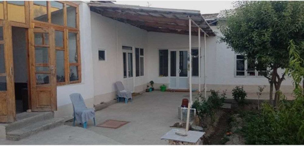 4 сотокдан иборат ховли сотилади