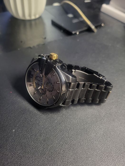 Ceas diesel negru