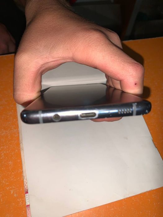 Samsung s10 5G       ideal