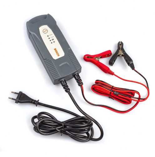 12V BOSCH Зарядно за акумулатор 3.5A