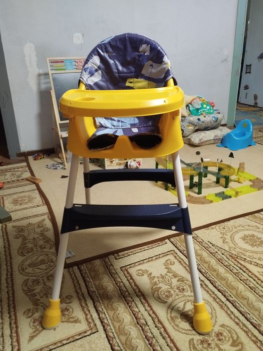 Столик для кормления.