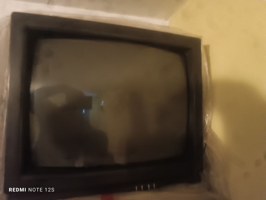 Televizore și monitoare