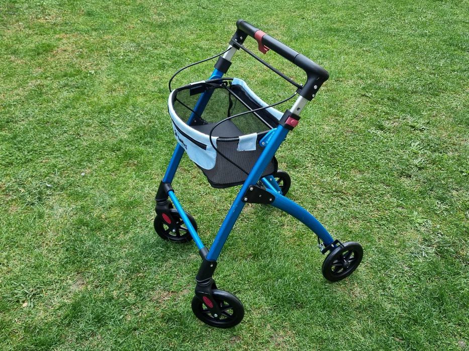 Rolator, cadru de mers cu roti, rollator pliabil