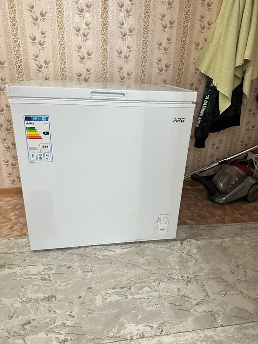 Продам морозильник