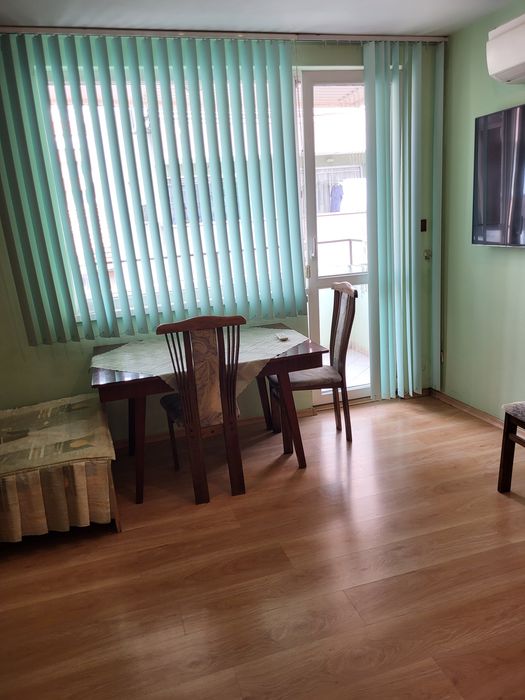 Дава се под наем Двустаен апартамент в Варна, Колхозен пазар - 68 кв.м за 480 € - Снимка #2