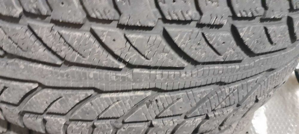 4 броя зимни гуми Cooper Weather Master 225 / 60 / R18