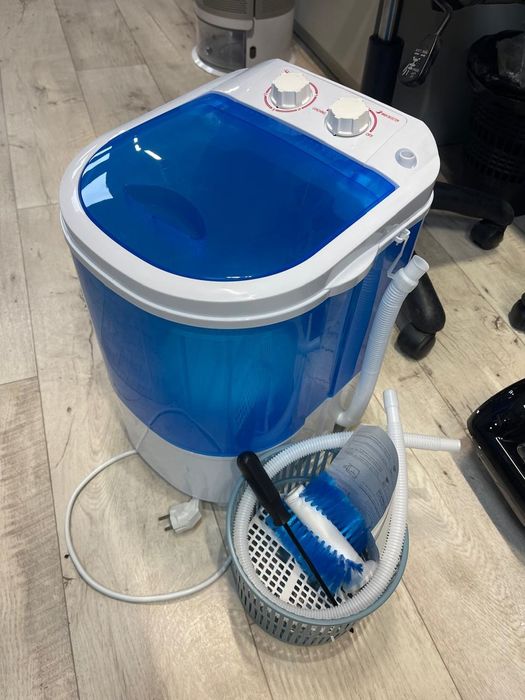 Машинка стиральная