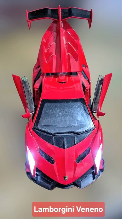 Метални реалистични модели на Lamborgini Veneno i LP770-4 Police Lambo