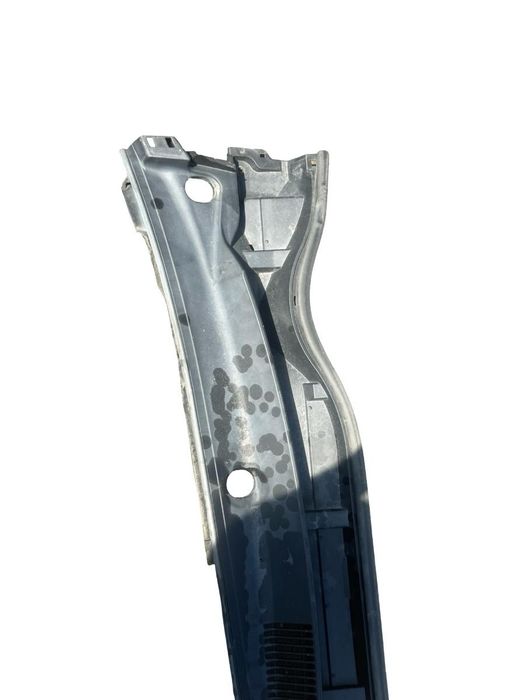 Ornament/grila parbriz TOYOTA AURIS ZWE18_, NZE18_, ZRE18_ 2012 -> 557