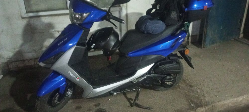 Продам скутер pedo