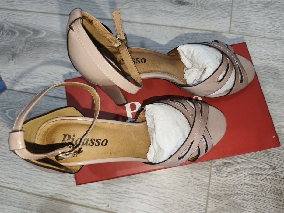 Босоножки Picasso 39 размер