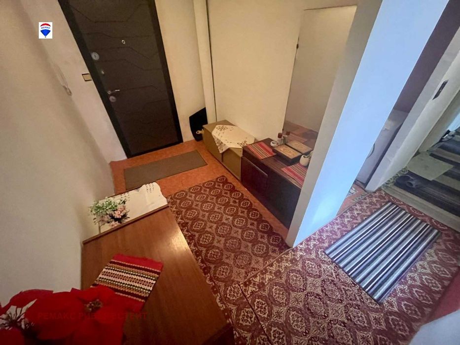 Тристаен апартамент за продажба кв. Дружба 3